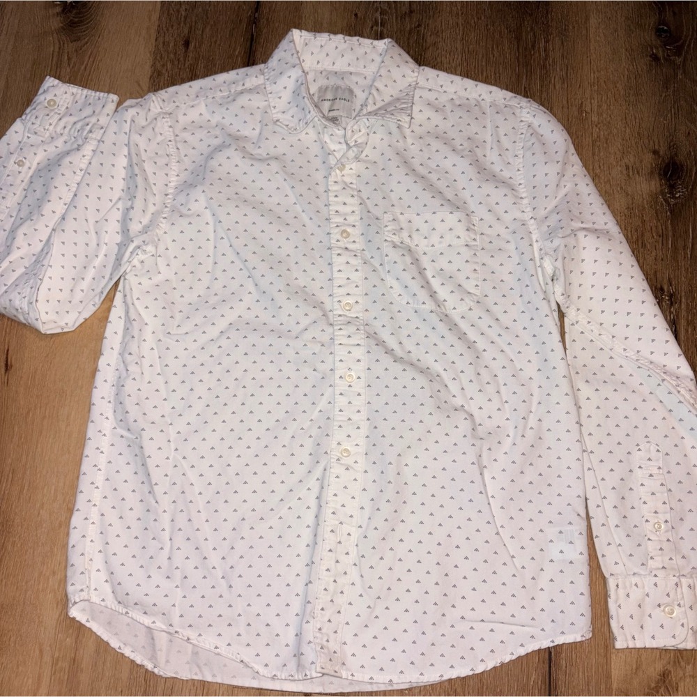 American Eagle Mens Classic Fit Long Sleeve Button Down Shirt White Triangle M